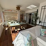 Con Piscina Privada En Primera Linea De Playa *