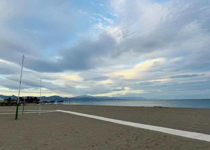 Con Piscina Privada En Primera Linea De Playa *