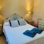 Con Piscina Privada En Primera Linea De Playa Βίλα *