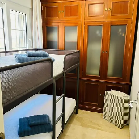 Con Piscina Privada En Primera Linea De Playa