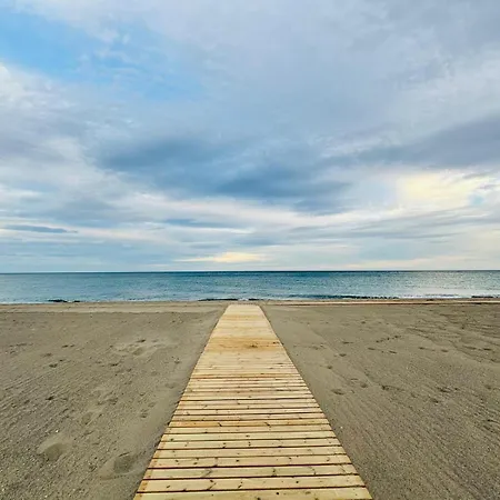 别墅 Con Piscina Privada En Primera Linea De Playa
