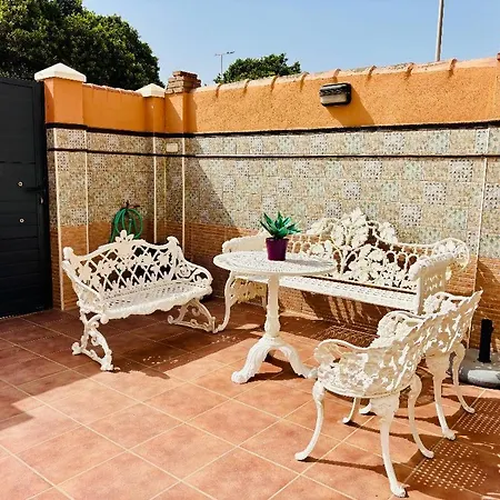 Villa Con Piscina Privada En Primera Linea De Playa *