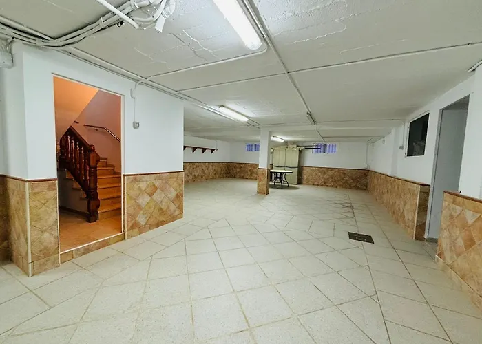 Con Piscina Privada En Primera Línea De Playa