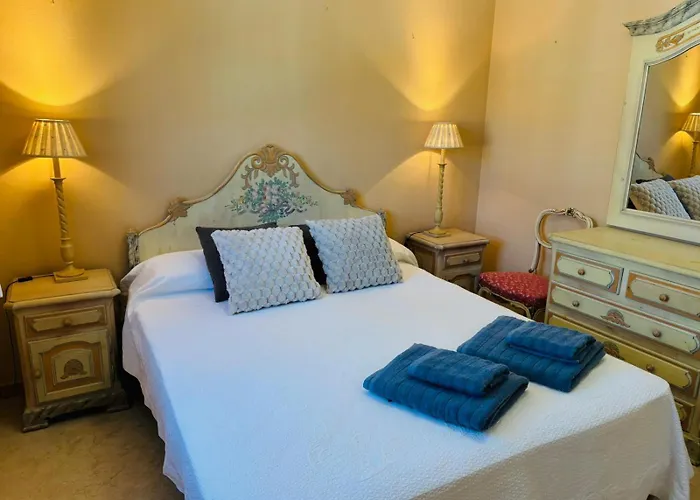 Con Piscina Privada En Primera Linea De Playa Villa *