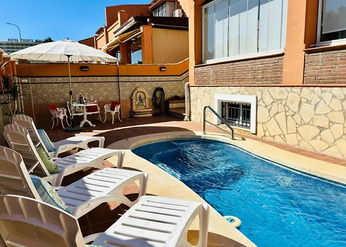 Villa Con Piscina Privada En Primera Línea De Playa *